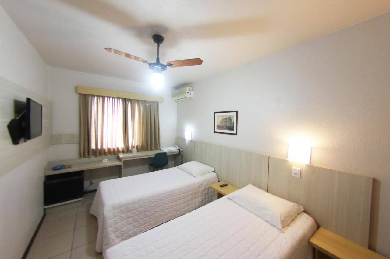 Hotel Antonio'S Santa Cruz do Sul Bagian luar foto