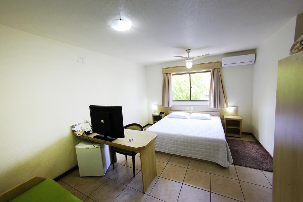 Hotel Antonio'S Santa Cruz do Sul Bagian luar foto